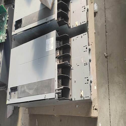 FC-302N200T5E    134F3681成色漂议价