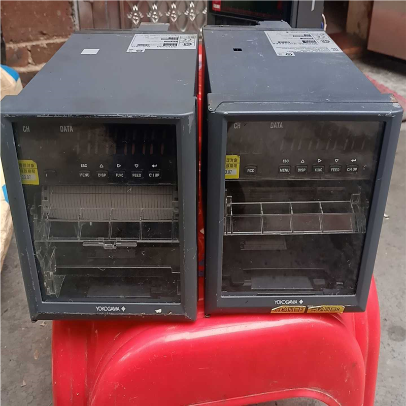 （议价）YOKOGAWA横河有纸记录仪SR10006-3实物拍摄