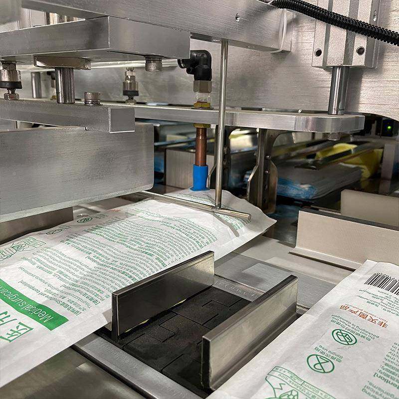 气TY-300垫粉机扑包装包机三角形装海绵美妆蛋袋装高速粉扑套袋包