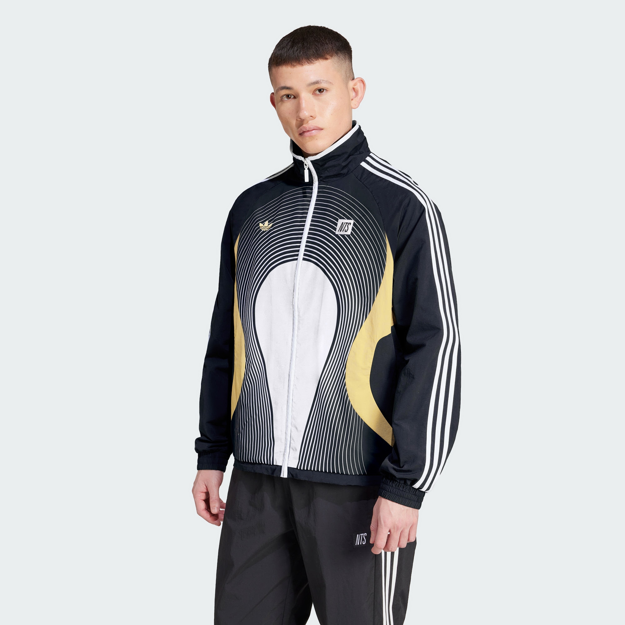 Adidas/阿迪达斯 男子三叶草 NTS 运动宽松夹克外套 JI5063