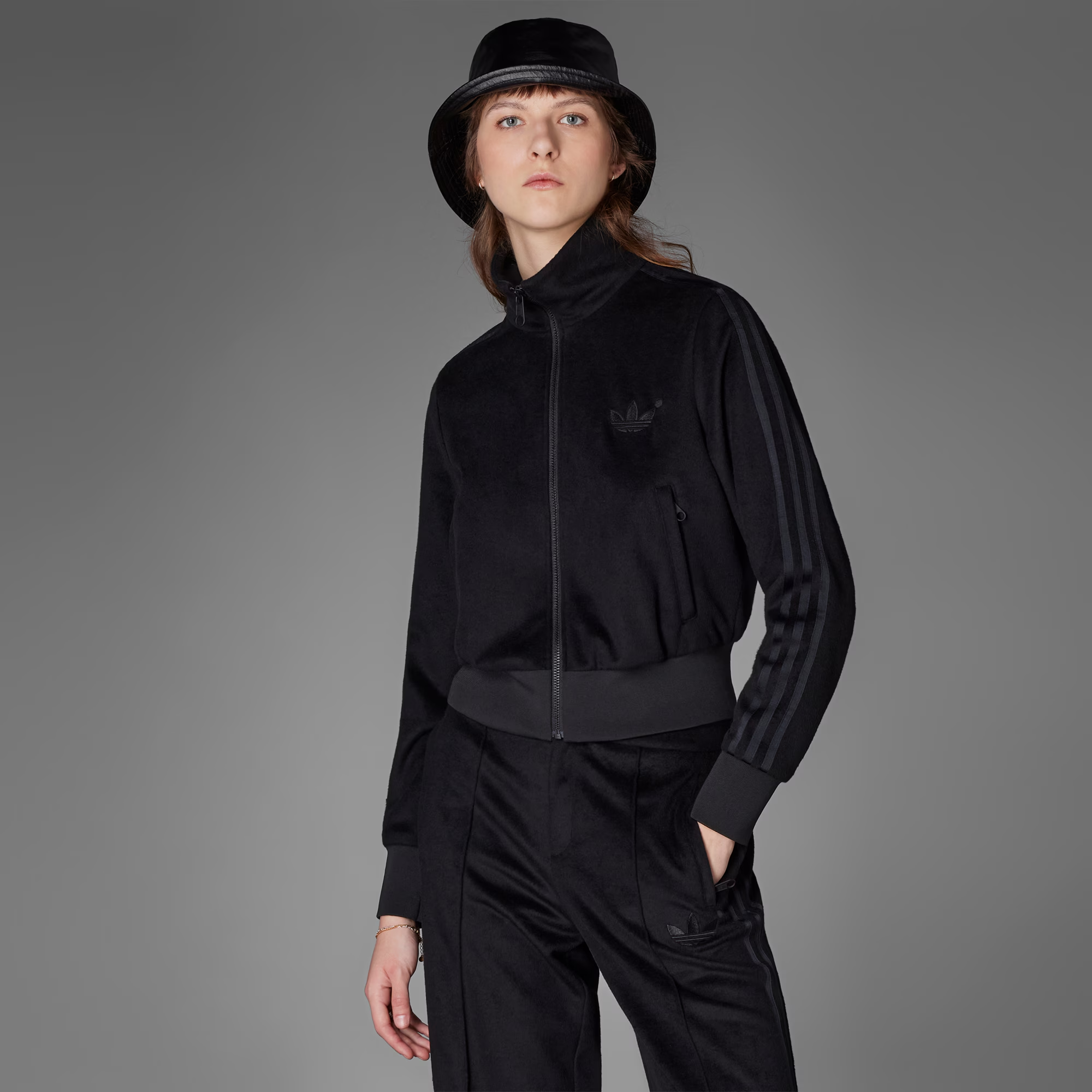 adidas/阿迪达斯 三叶草女子BLUE VERSION运动夹克外套 HK7250