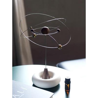 弦生活器物行星香薰木悬浮星球设计师摆件星系平衡扩香器结婚礼物