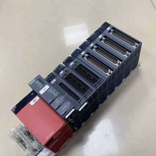 议价Q系列PLC一套，基板Q68B，电源Q61P，Q172C