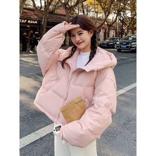 2024冬季新款乳白色时尚小白鸭羽绒服