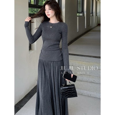 桑蚕丝长袖针织连衣裙套装女2025秋冬新款气质显瘦上衣长裙两件套