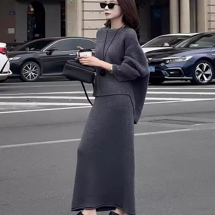 欧洲站2024秋冬季新款女装灰色高级感毛衣套装针织连衣裙子两件套