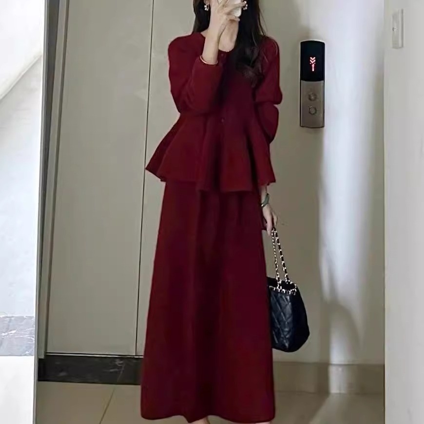 XZOXZO红色针织套装裙今年流行的富家千金订婚回门服两件套秋冬款