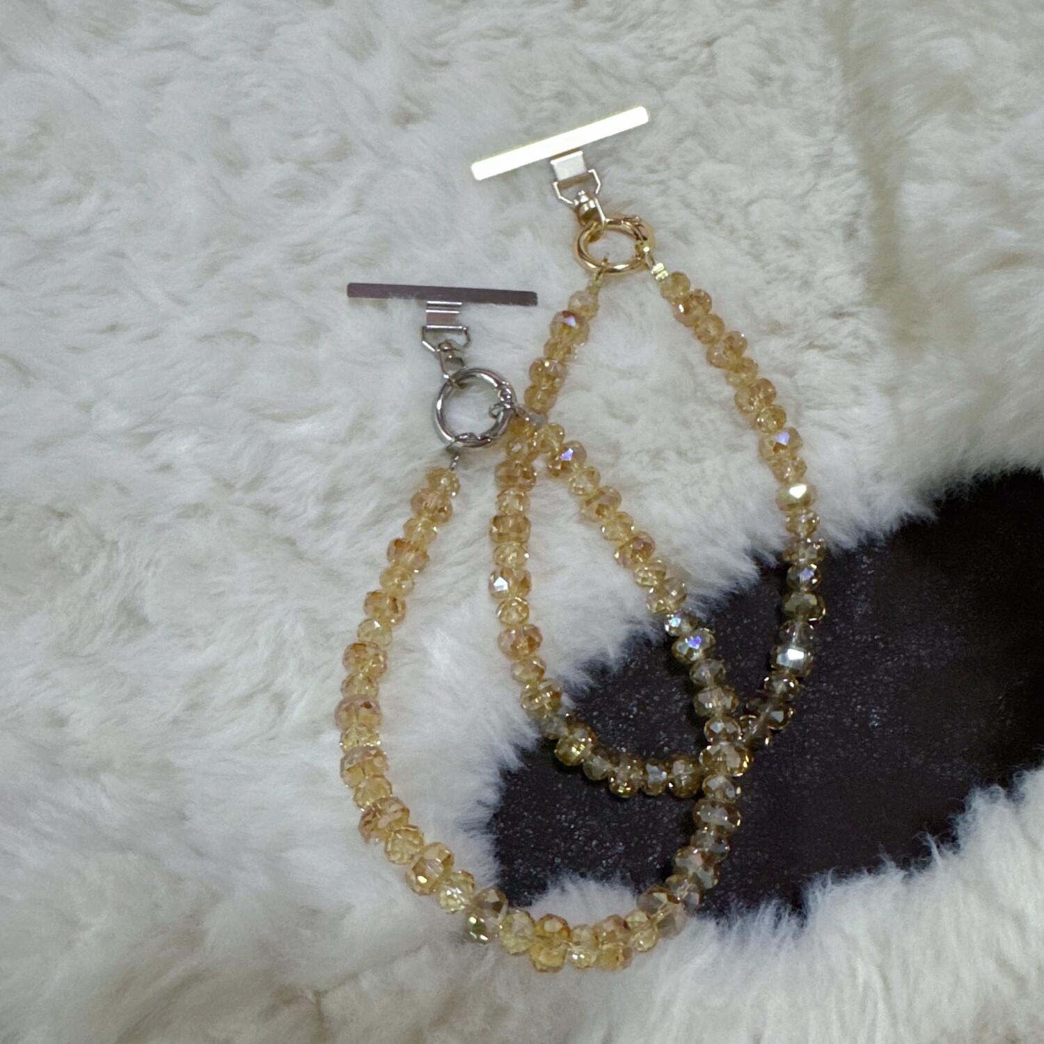 【千金大小姐】琥珀金色水晶串珠手机链手机挂短款时尚手腕女气质