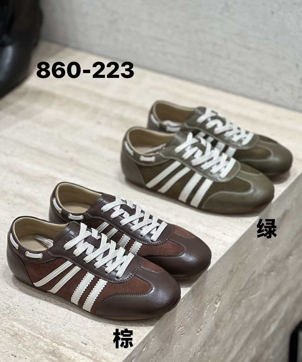 七彩青春官网正品2026新款时尚圆头平底女休闲单鞋860-223