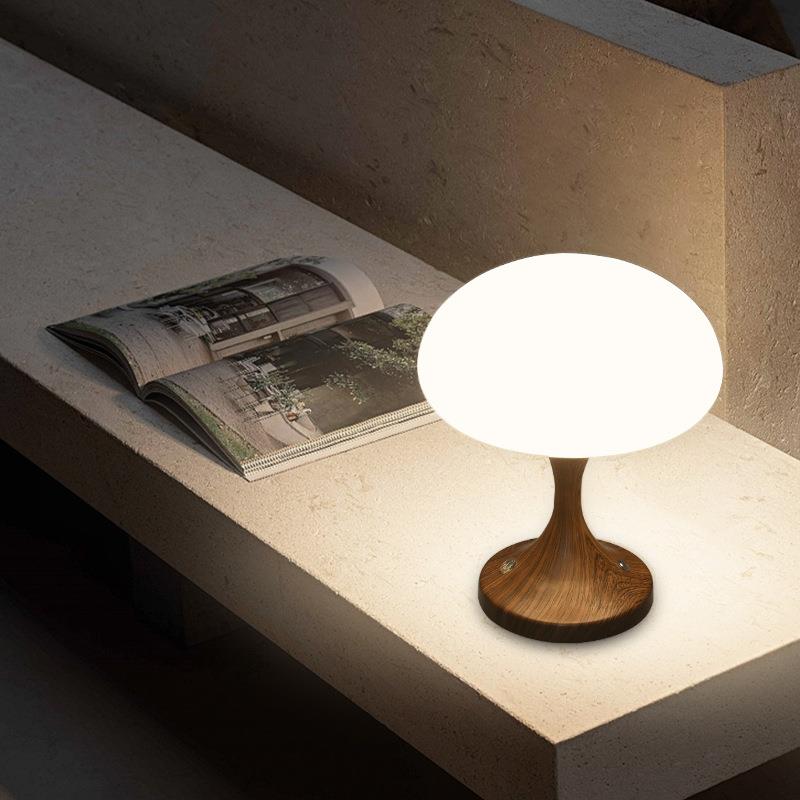 水母台灯卧室床头氛围灯客厅复古装饰高级感奶油风护眼充电小夜灯