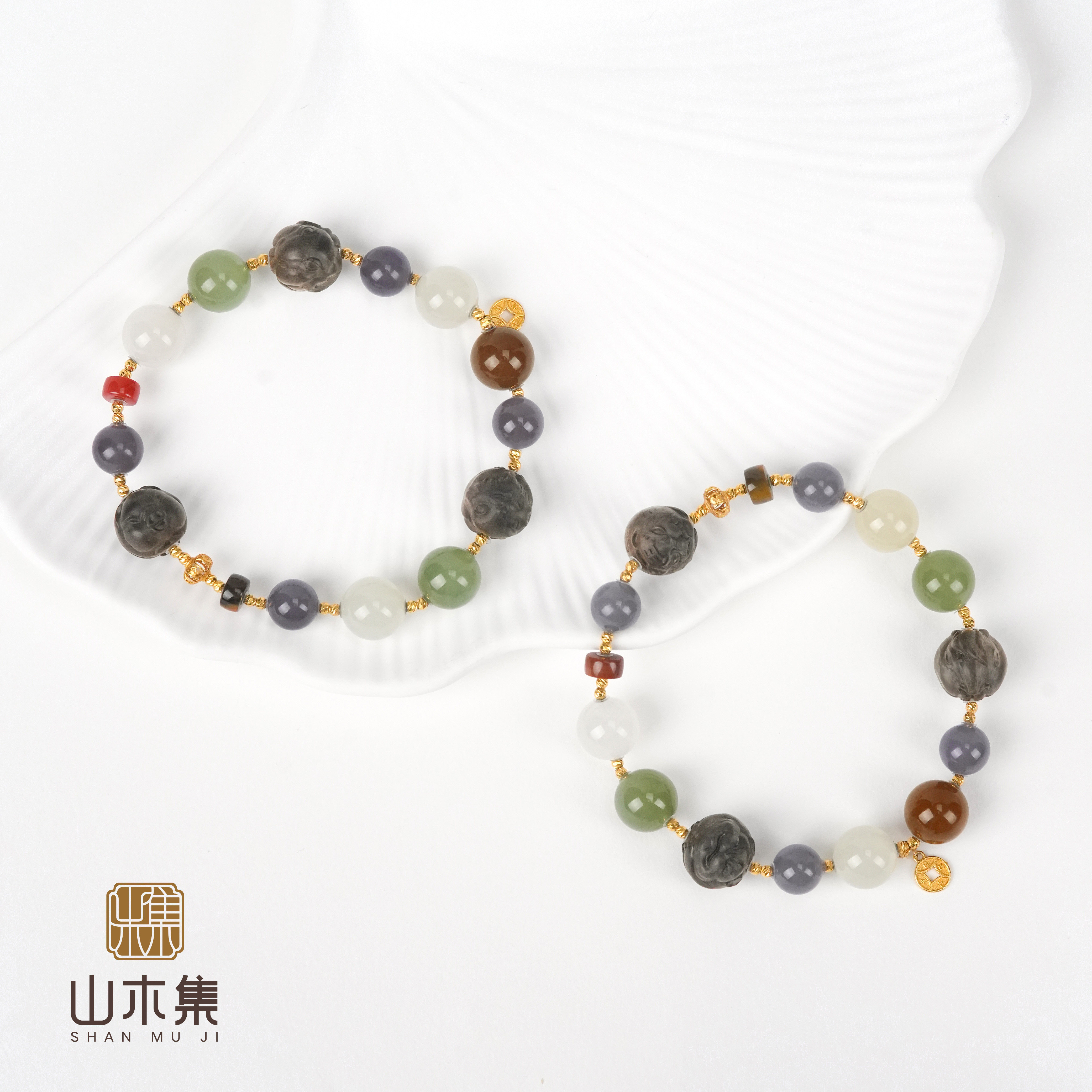 18K金老山檀三合多宝和田玉手串