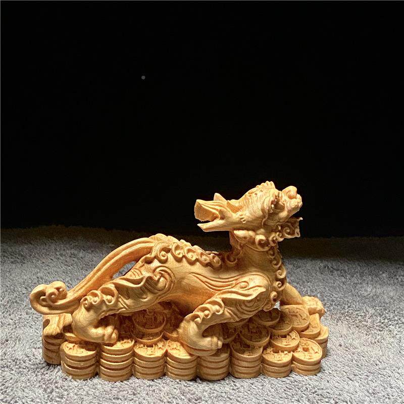 崖柏木财工雕刻手把件汽车小摆件把YPX玩茶桌铜钱麒麟文家玩居招