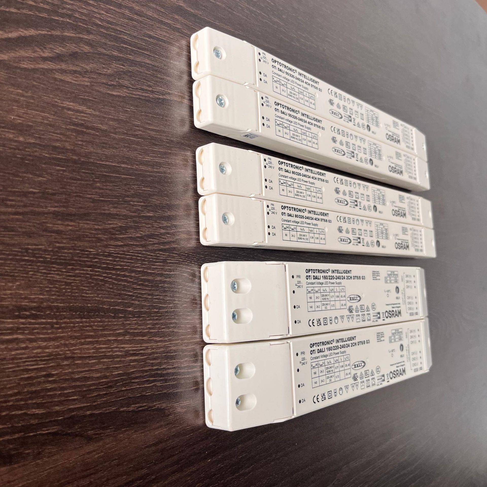 欧司朗面板灯灯电源24V恒压0D欧司朗恒ALID8T调光调色50W8W160W低