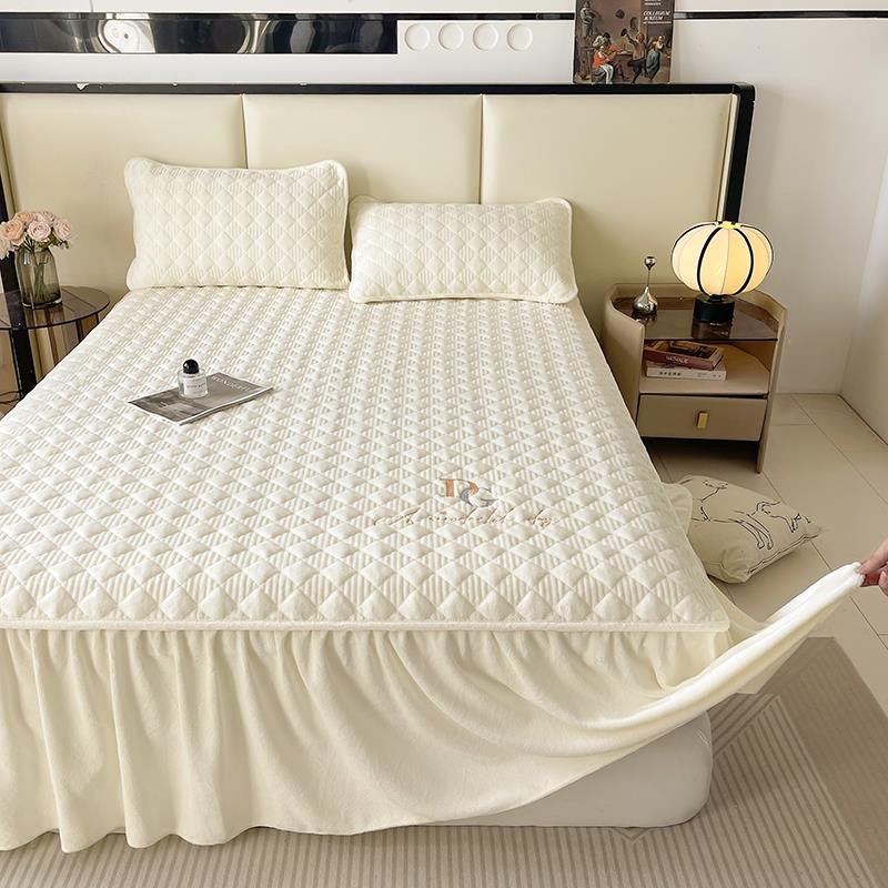 冬季加厚牛奶绒床裙三件套夹棉a类刺绣床罩水晶绒法莱绒床单蕾丝