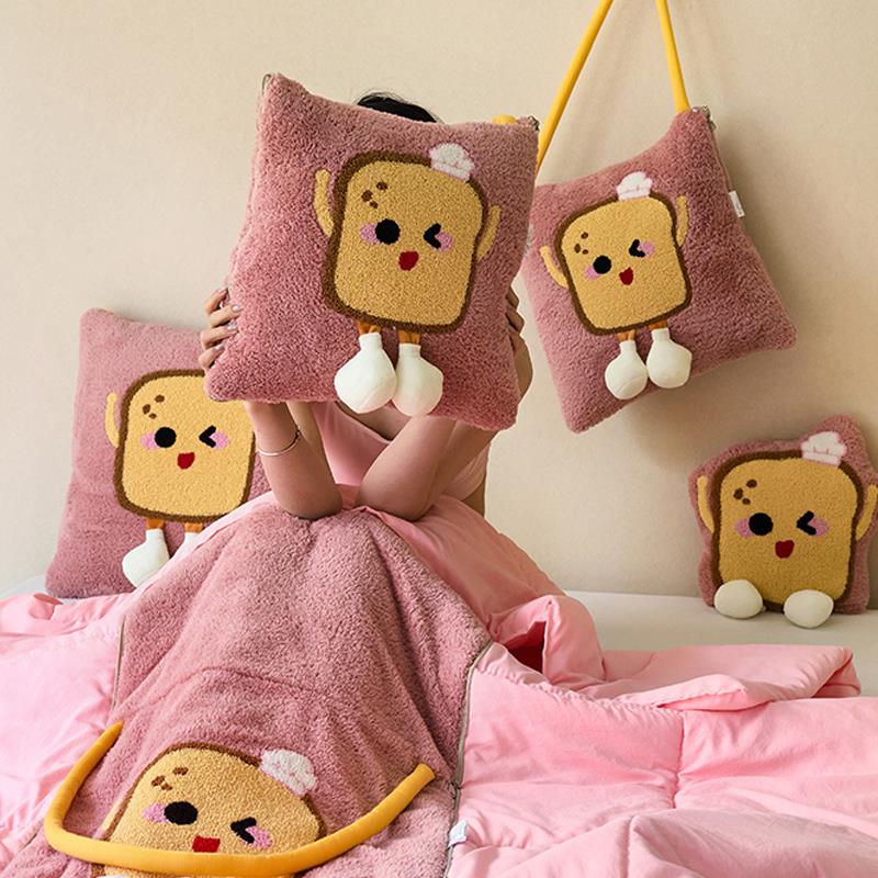 多功能新款卡通抱枕被子两用办公室午睡空调夏凉毯汽车折叠靠垫被