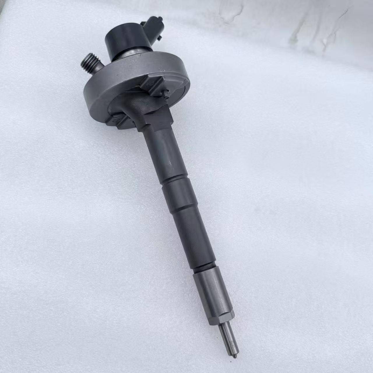 304油4FOD511075油电喷喷器柴喷油嘴总成