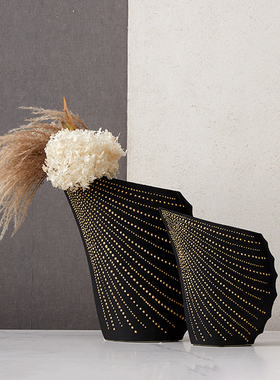 黑色点金陶瓷花瓶设计感轻奢创意玻璃果盘样板间客厅茶几摆件高级