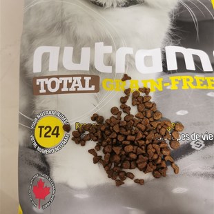 纽顿猫粮试吃T24 T22 T34 T32鸡肉成猫粮幼猫粮鲑鱼鳟鱼全期猫粮