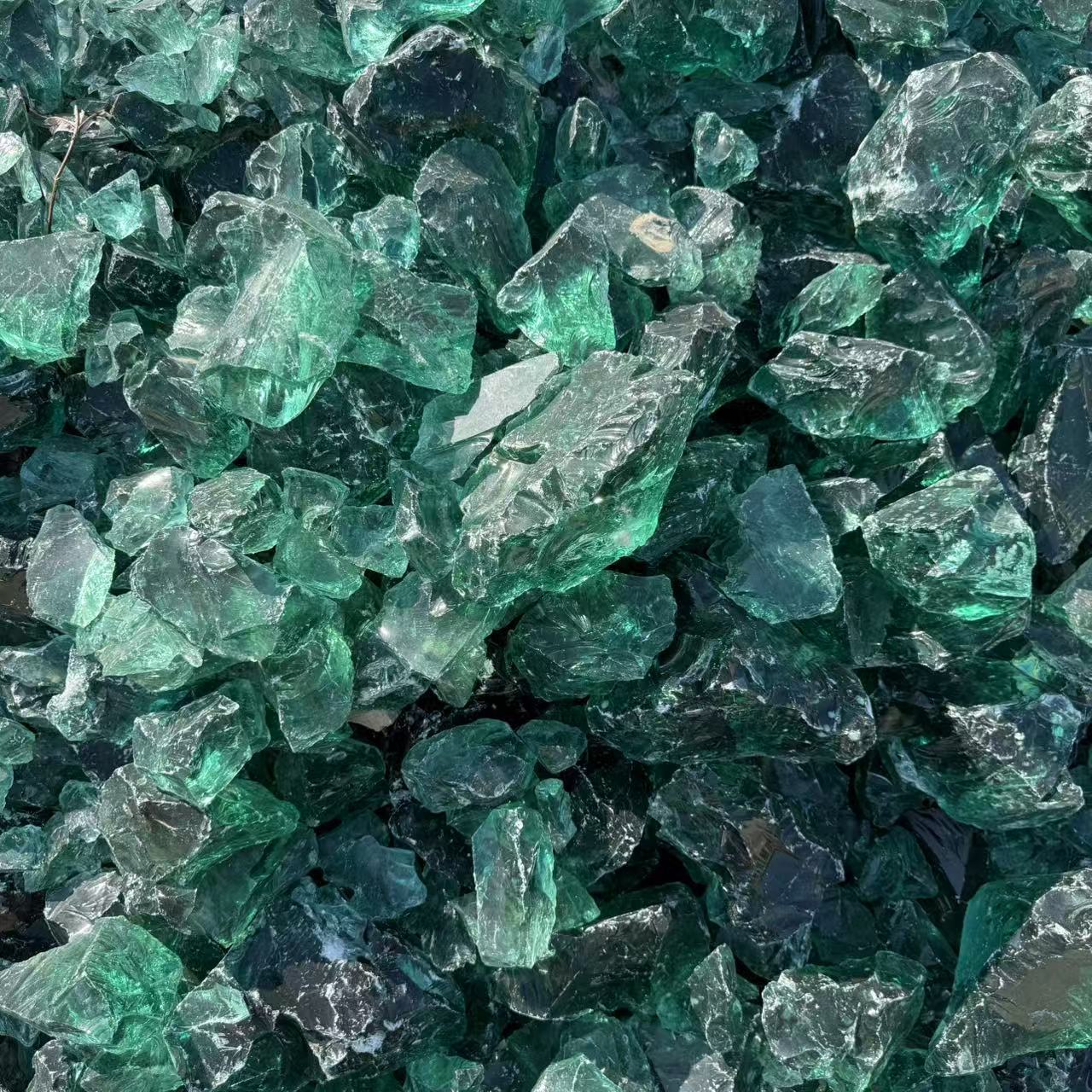 不规则彩色水晶石景观水景置石庭院枯山水造景大块玻璃石琉璃石