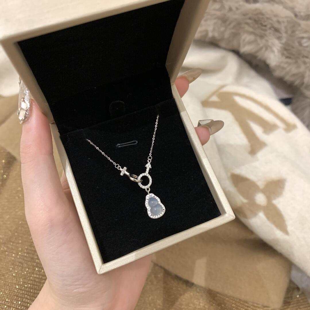 日本品质s925纯银天然白玉髓葫芦项链女新中式复古百搭高级感锆石