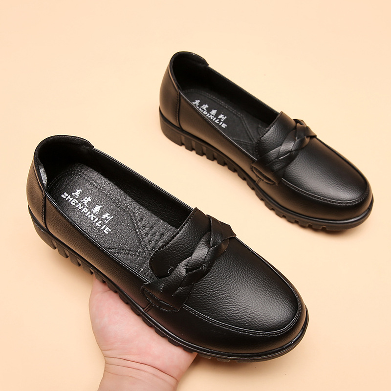 日本品质软底休闲女鞋牛皮单鞋子平底防滑妈妈鞋女式皮鞋不累脚舒