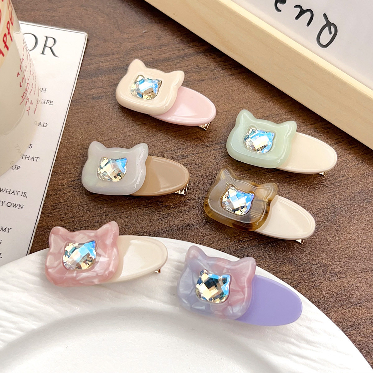 日本品质法式醋酸甜美猫咪镶钻夹子百搭复古刘海碎发夹小众鸭嘴夹