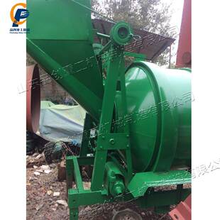 移动式混凝土搅拌机凝塑料半硬土性混凝搅拌设备混HTC土上料搅拌