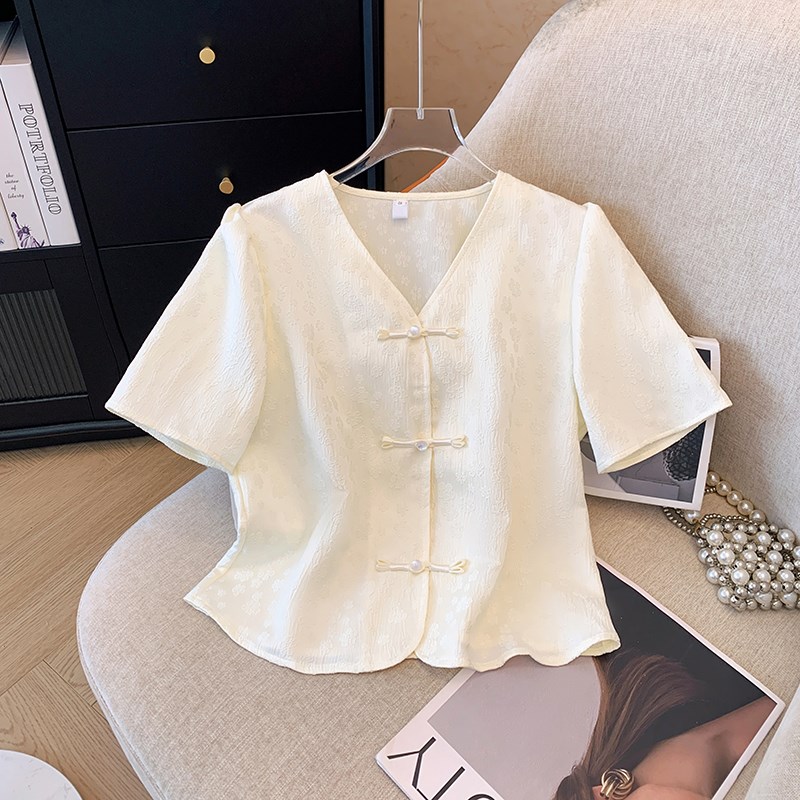 夏季2025新款新中式轻国风盘扣V领短袖雪纺衬衫女高级感短款上衣