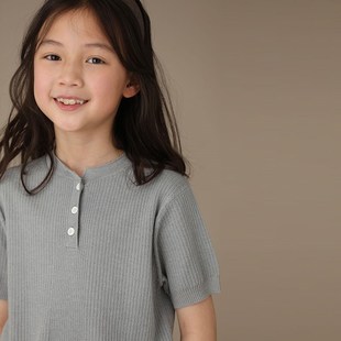 童装夏季新款女童超柔简约休闲气质坑条圆领针织短袖上衣男童薄款