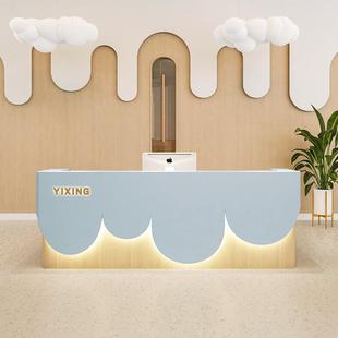 公简园现代烤漆前台幼儿培训机构司聚宝台接待台美容院卡通吧台收