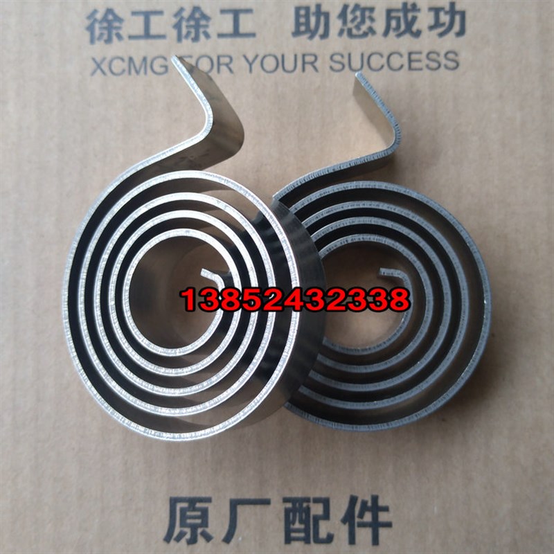 徐工压路机离合踏板回位簧22吨26吨油门离合圆形钢片弹簧XS265JS