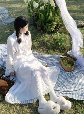 一罐杏仁桃法式甜美蕾丝肌理感白色衬衫秋冬百搭设计感内搭上衣