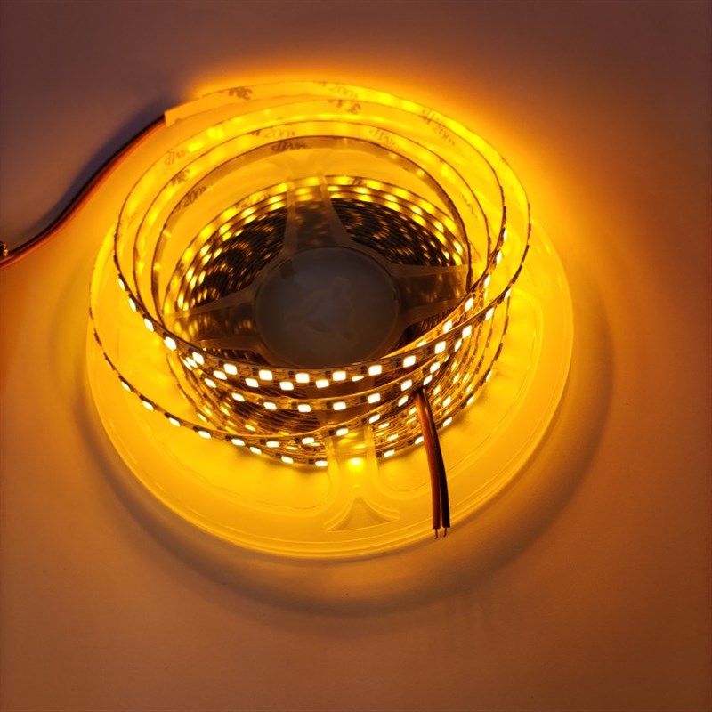 LED灯带自黏贴片2835低压5V装饰120灯超亮窄版5MM卡槽线条软灯条