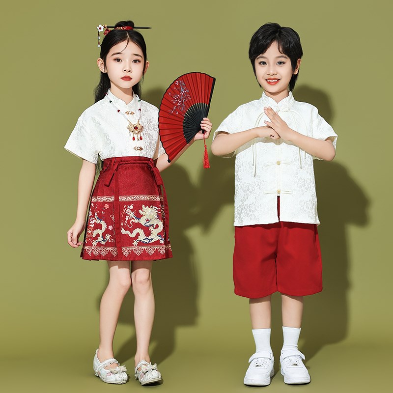 六一儿童啦啦队演出服中国风汉服女童马面裙表演服装国潮男童套装