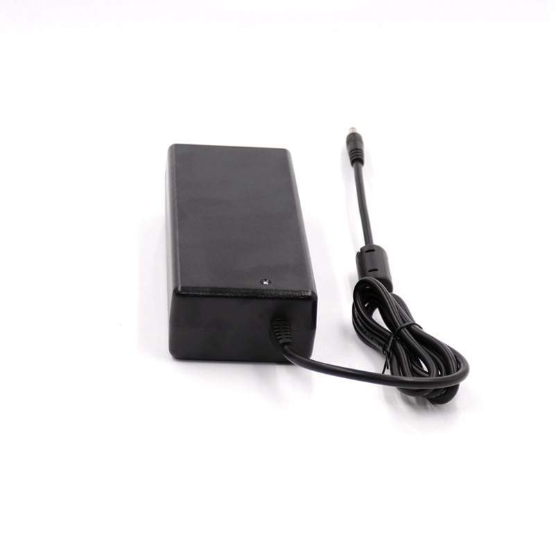 24V8A CE认证 电热毯 显示屏  手持美发器 太阳能电池电源适配器