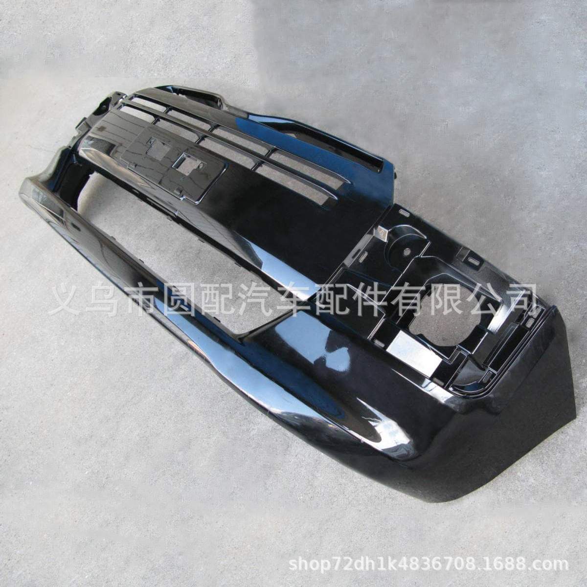 圆配汽配适用于丰田PROBOX SUCCEED 2012  前保险杠 黑色