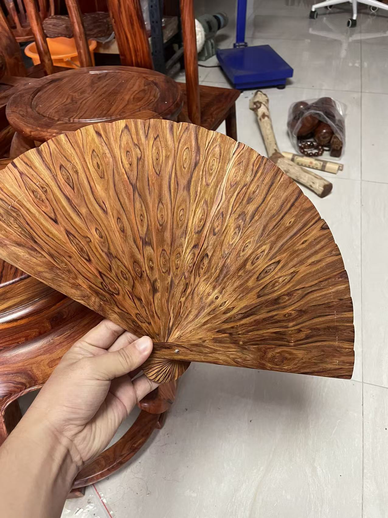海南黄花梨满鬼眼油梨扇子长度2黄花梨木