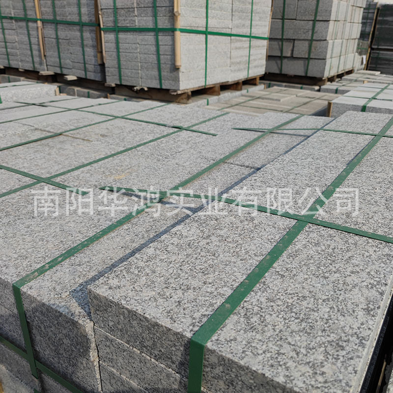华鸿石业小铁灰芝麻灰火烧面建筑材料花岗岩可防滑的地砖荔枝面