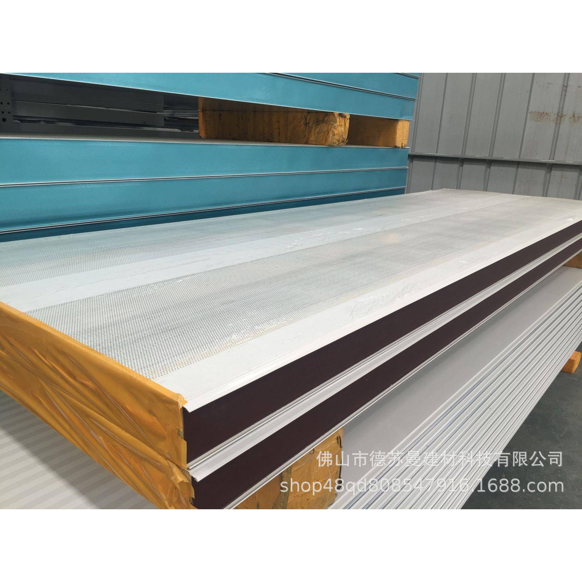 厂家直销棉冲夹芯板孔岩岩棉板吸音隔热板721彩钢岩棉夹芯板