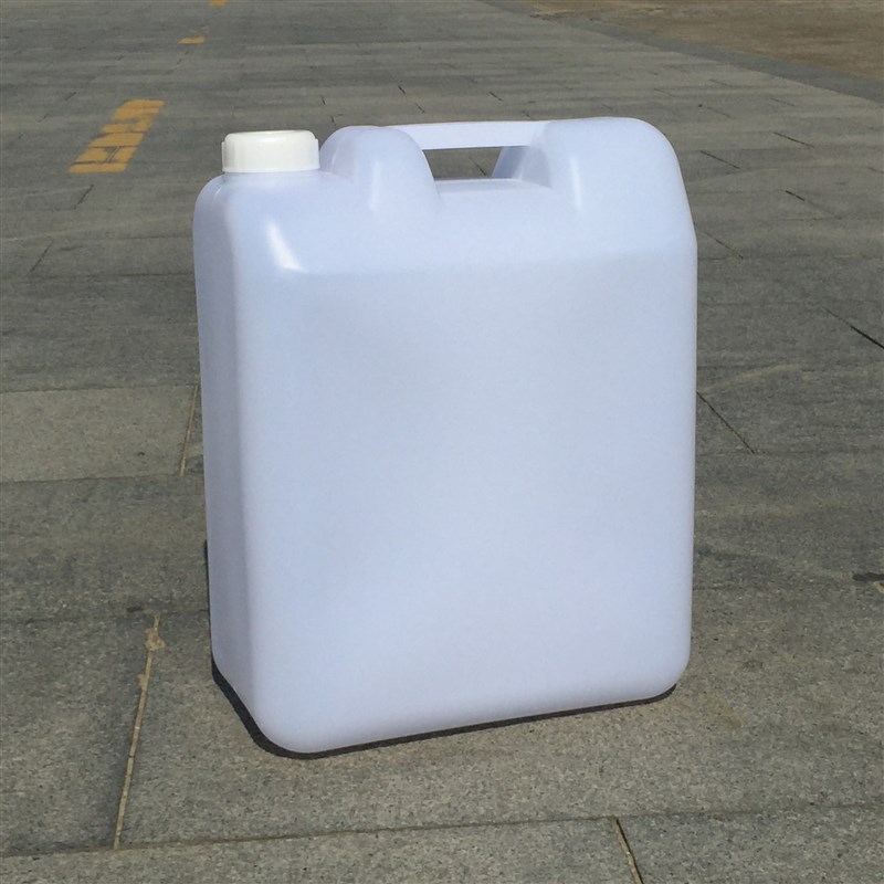 厂家  20L白色优质PE塑料油壶