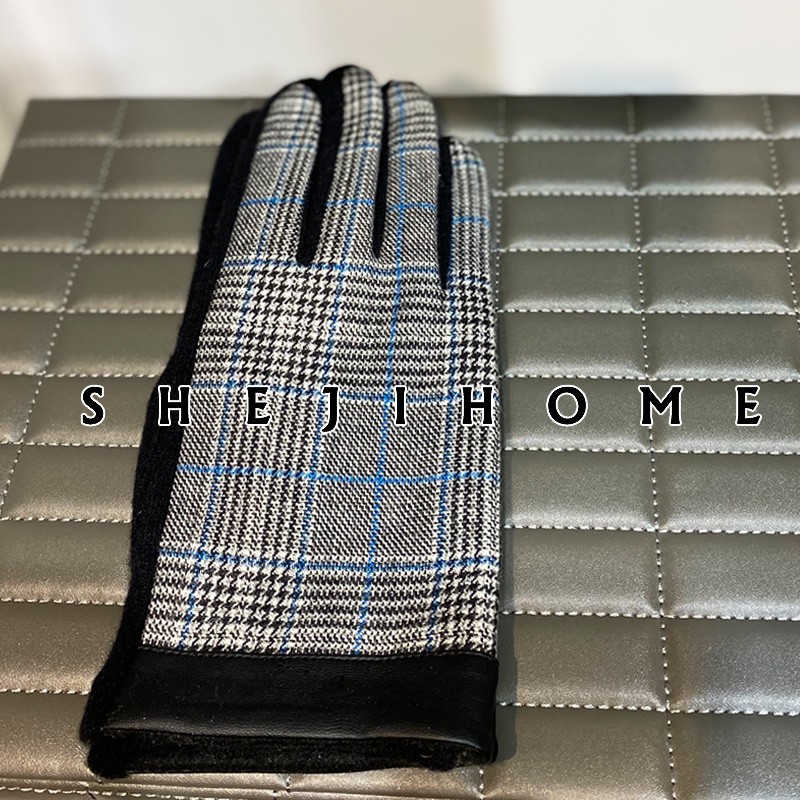 轻奢男士衣柜衣帽间装饰品v摆件西服围巾托盘套件样板间软装收纳