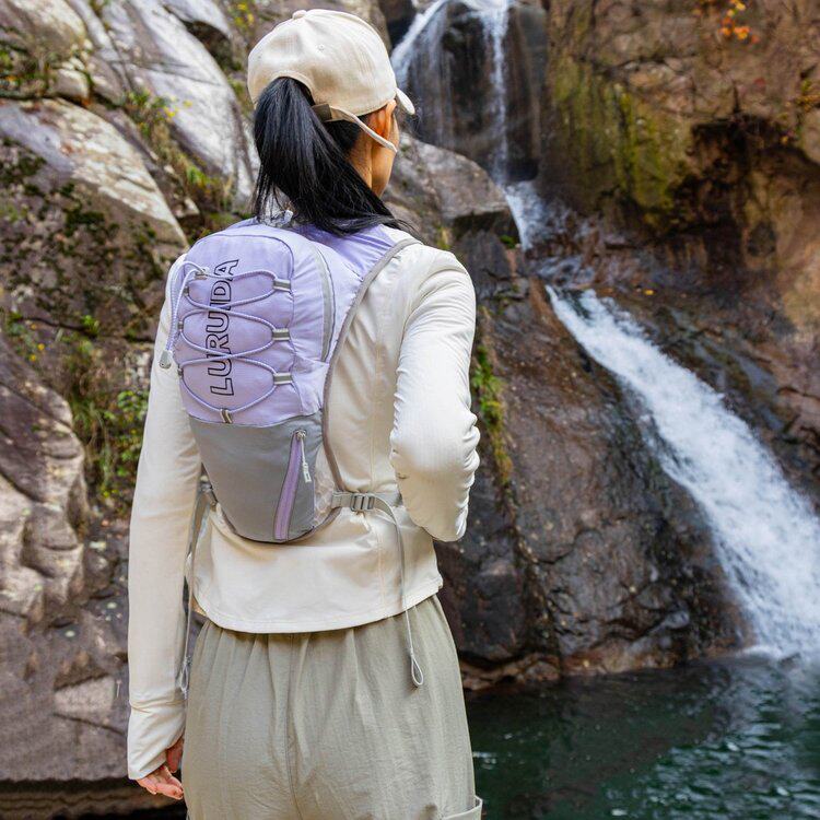 轻量小巧女士户外登山包2026新款舒适透气运动双肩背包骑行徒步包