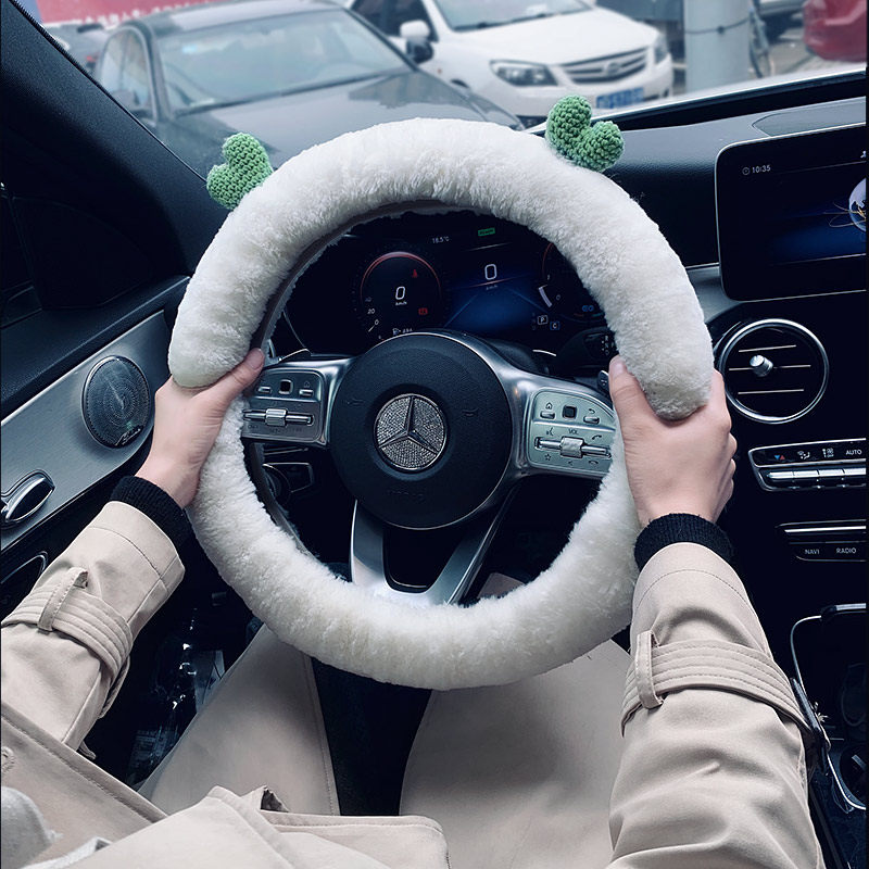 现货速发毛绒鹿角汽车方向盘套可爱汽车手把套创意通用型方向盘套