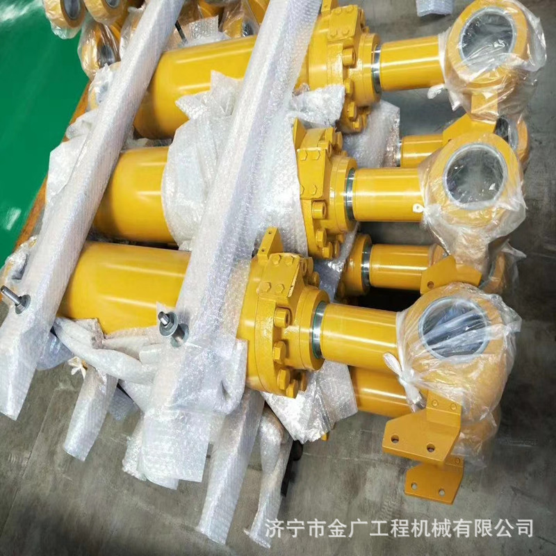 LW330装载机大臂举升转向油缸