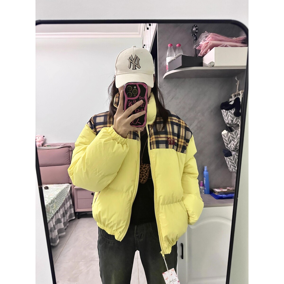 小香风粉色格纹羽绒服女