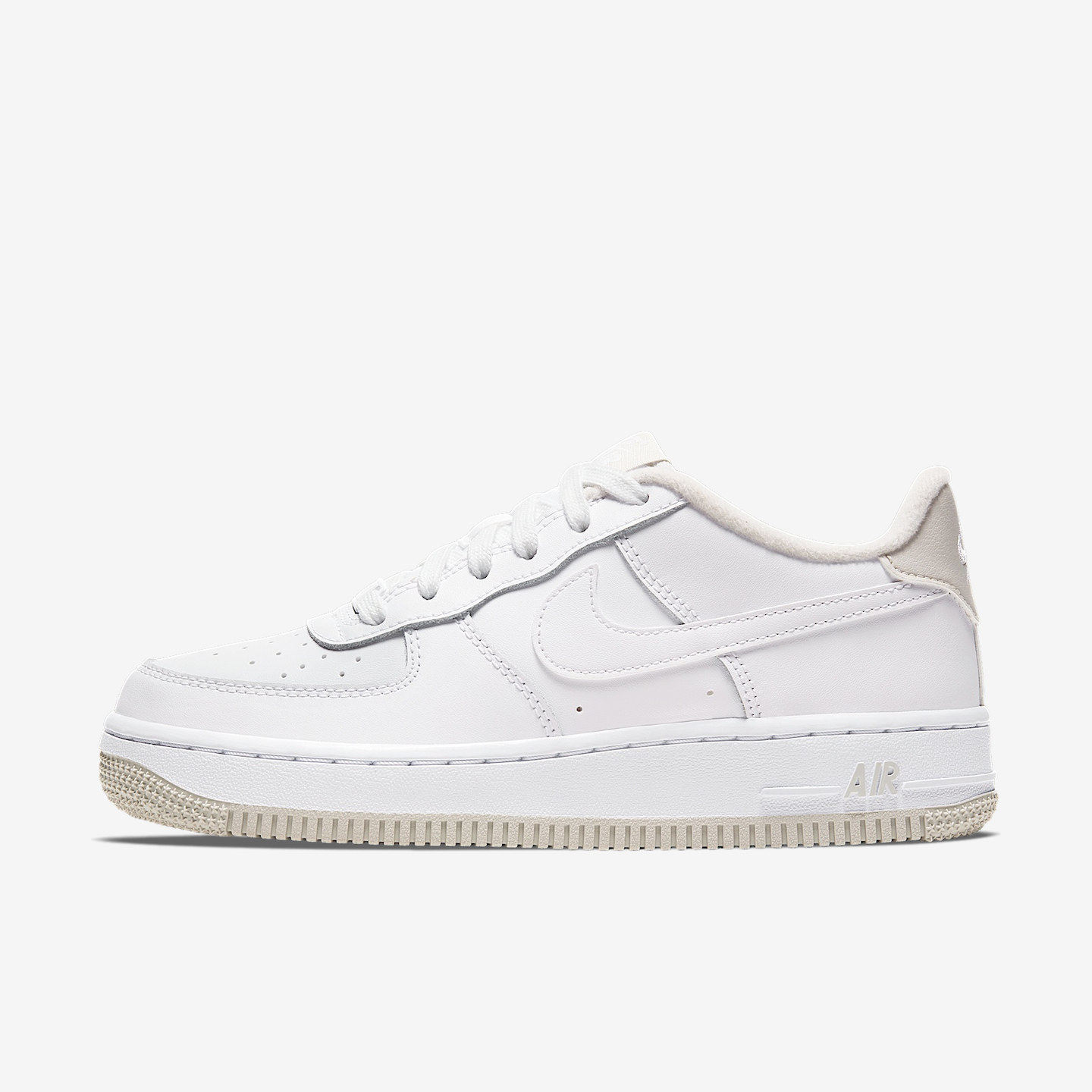 Nike耐克正品Air Force 1大童低帮防滑系带包裹性板鞋CD6915-104