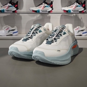 SOFT 高回弹低帮休闲鞋 李宁正品 MAX男女同款 轻量经典 AGLU037