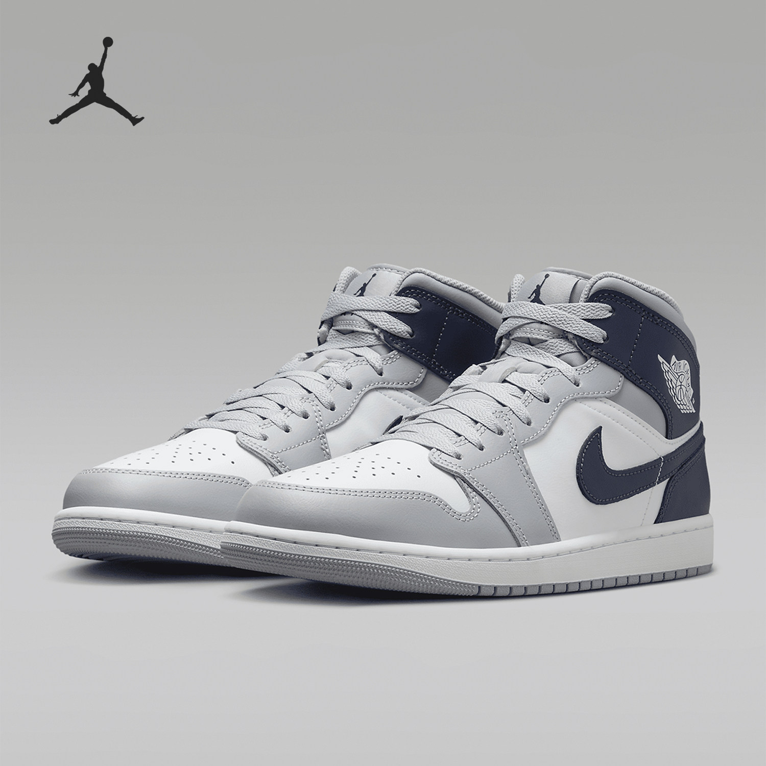 Nike/耐克正品JORDAN男士中帮复古防滑系带篮球鞋DQ8426-104