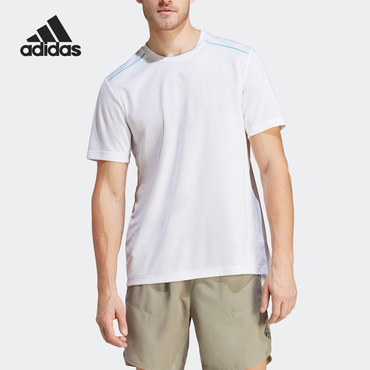 Adidas/阿迪达斯正品WO BASE LOGO T男子运动健身短袖IB7904 - 实物图