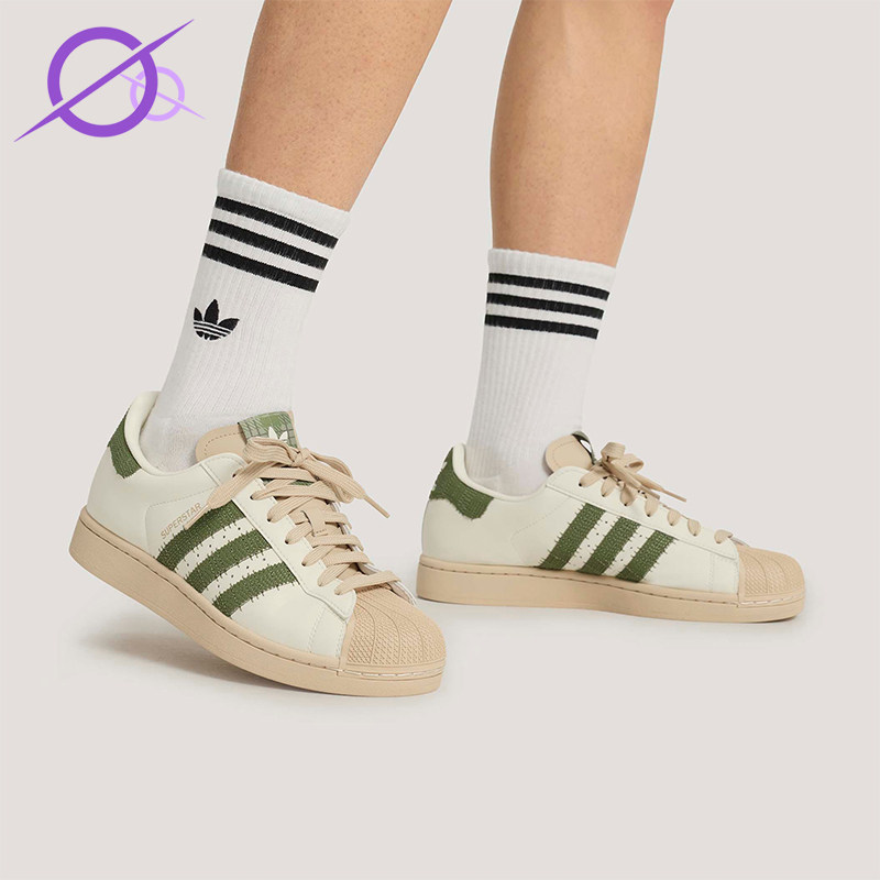 Adidas/阿迪达斯正品三叶草男女款低帮耐磨经典运动板鞋KJ3967 - 实物图